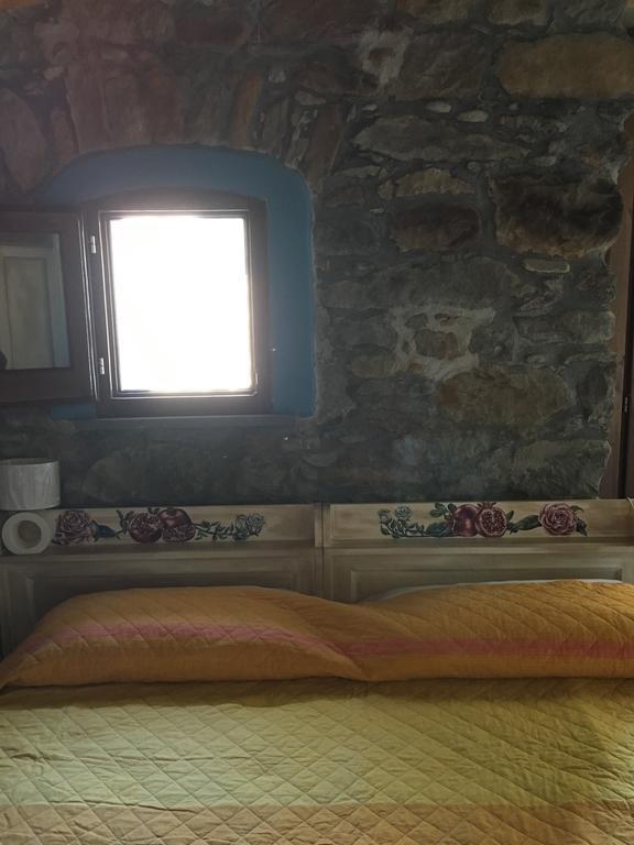 Casa Guido 2- La Porta Delle 5 Terre Lägenhet Beverino Exteriör bild