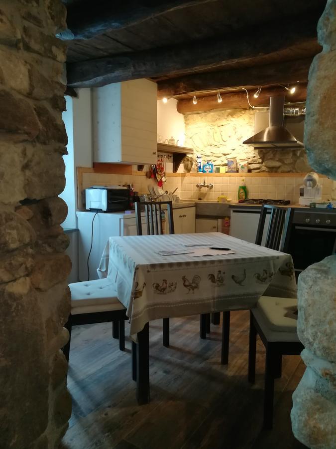 Casa Guido 2- La Porta Delle 5 Terre Lägenhet Beverino Exteriör bild