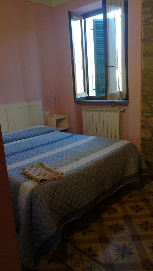Casa Guido 2- La Porta Delle 5 Terre Lägenhet Beverino Exteriör bild